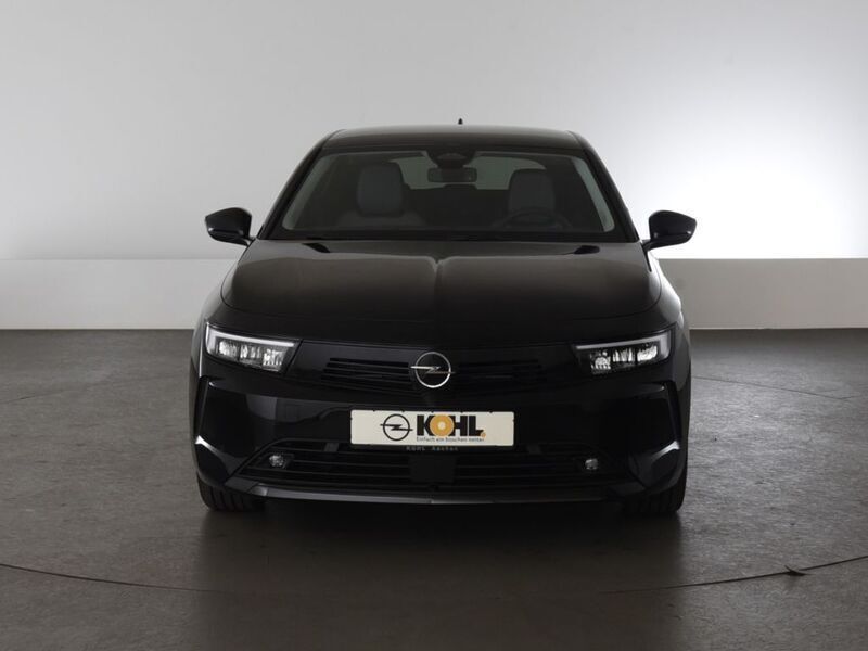 Gebraucht Opel Astra Enjoy 131 PS (96 kW) 2023 Metallic) (schwarz Limousine