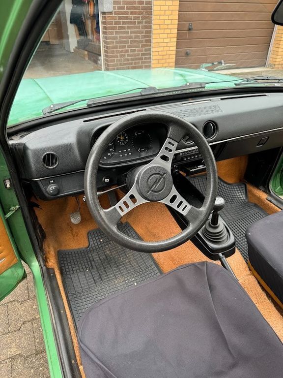 Gebraucht Opel Kadett 54 PS (39 kW) 1978 Grün Limousine