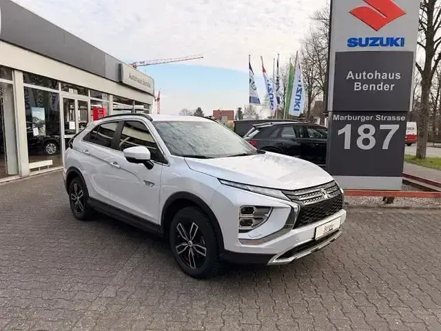 Gebraucht Mitsubishi Eclipse Cross Edition 188 PS (138 kW) 2021 Weiß SUV