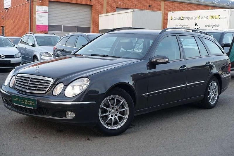 Gebraucht Mercedes E320 204 PS (150 kW) 2004 Tektitgrau Kombi