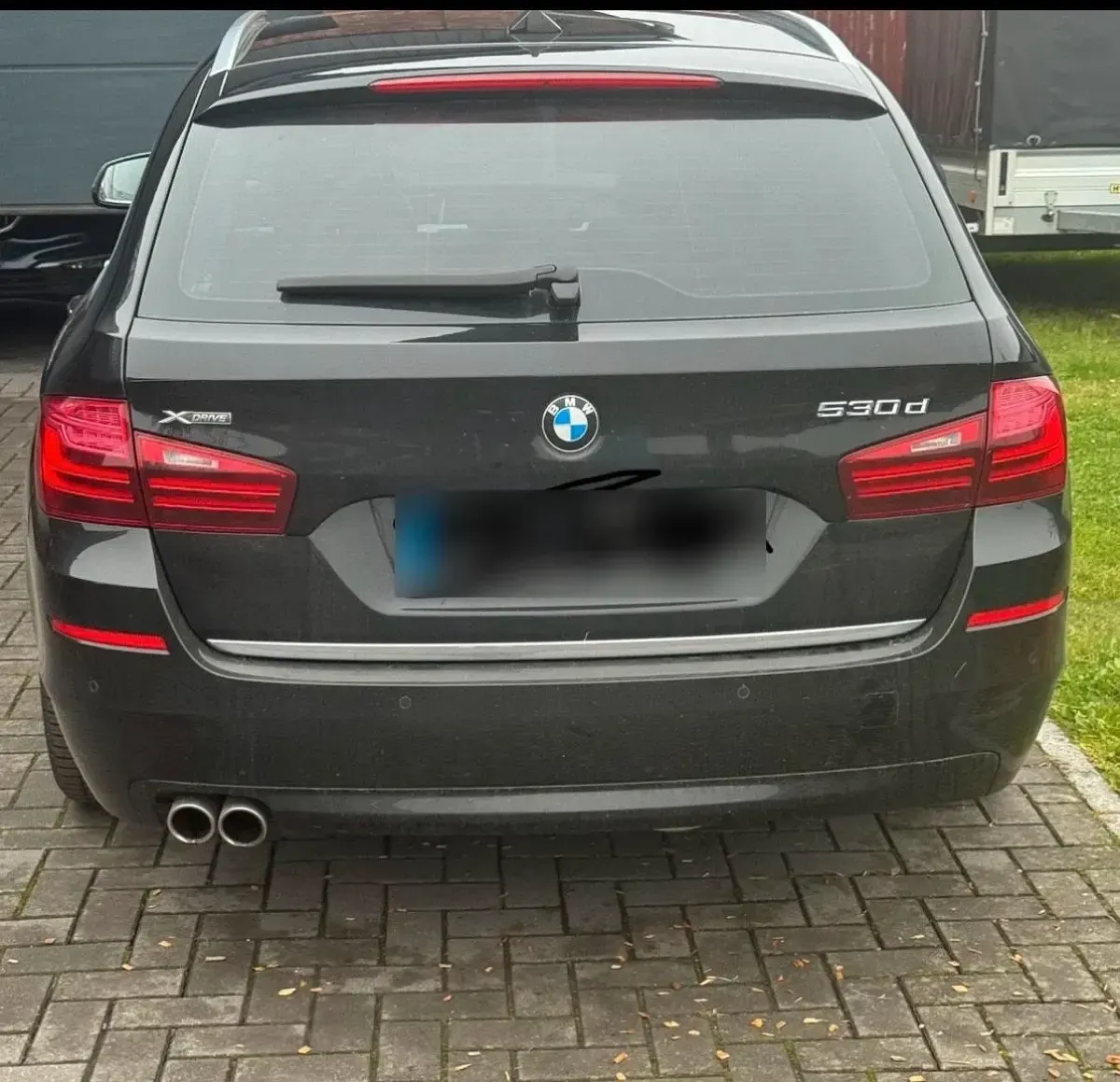 Gebraucht BMW 530 258 PS (189 kW) 2015 Schwarz Kombi