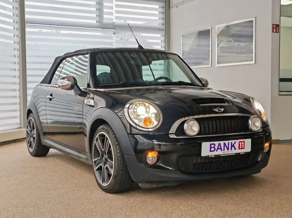 Gebraucht Mini Cooper S Cabriolet 184 PS (135 kW) 2010 Schwarz Cabrio