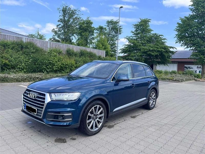 Blau Gebraucht 2019 Audi Q7 SUV | 48.699 € (Teuer) - Bild 1/4