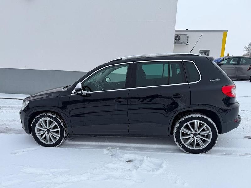 Gebraucht VW Tiguan Team 140 PS (102 kW) 2011 Schwarz SUV