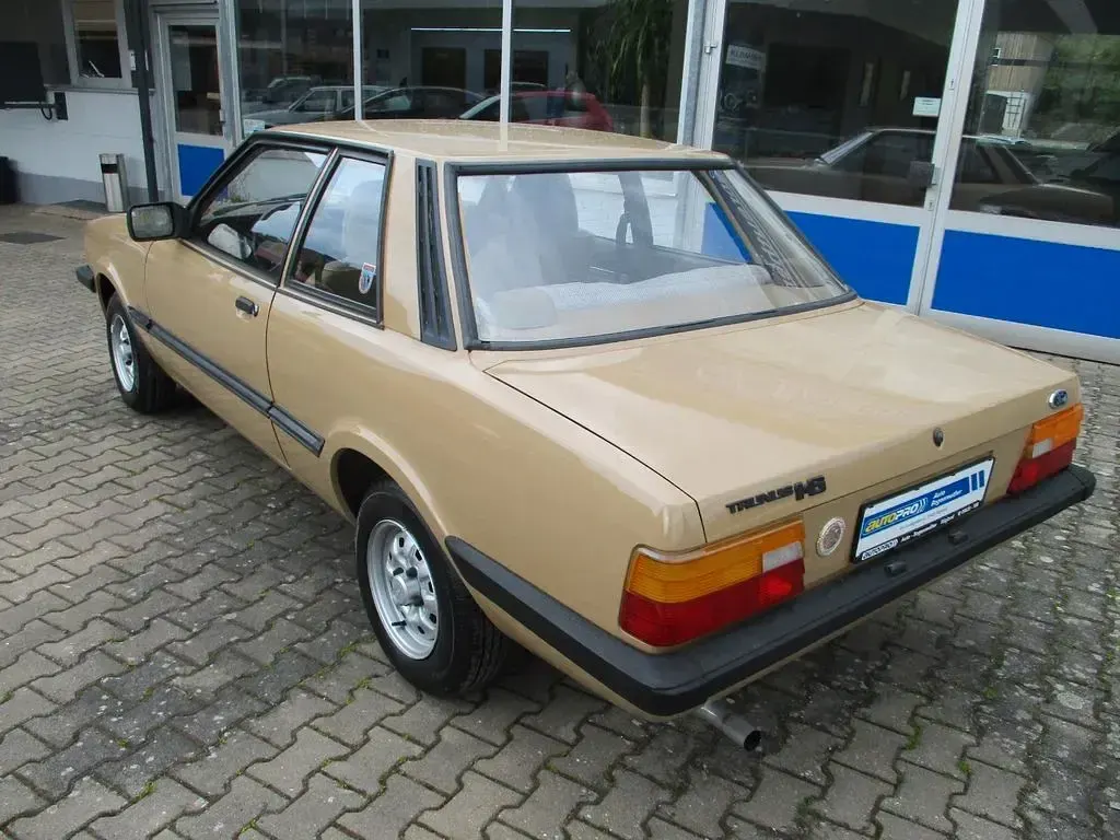 Gebraucht Ford Taunus 69 PS (50 kW) 1981 Braun Limousine
