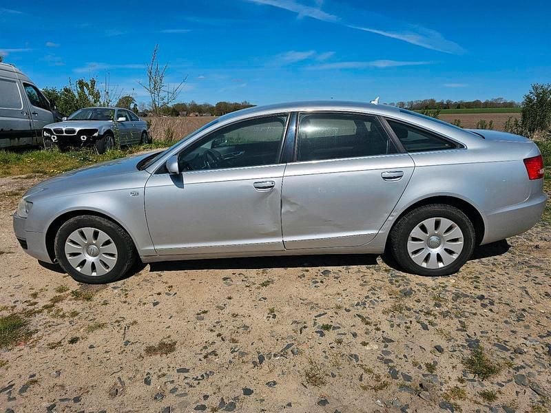 Second-hand Audi A6 140 CP (102 kW) 2005 Argintiu Berlinǎ