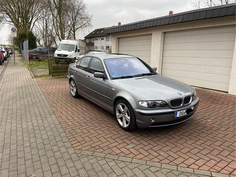 Silber Gebraucht 2005 BMW 325 Limousine | 4.300 € (Superpreis) - Bild 1/4