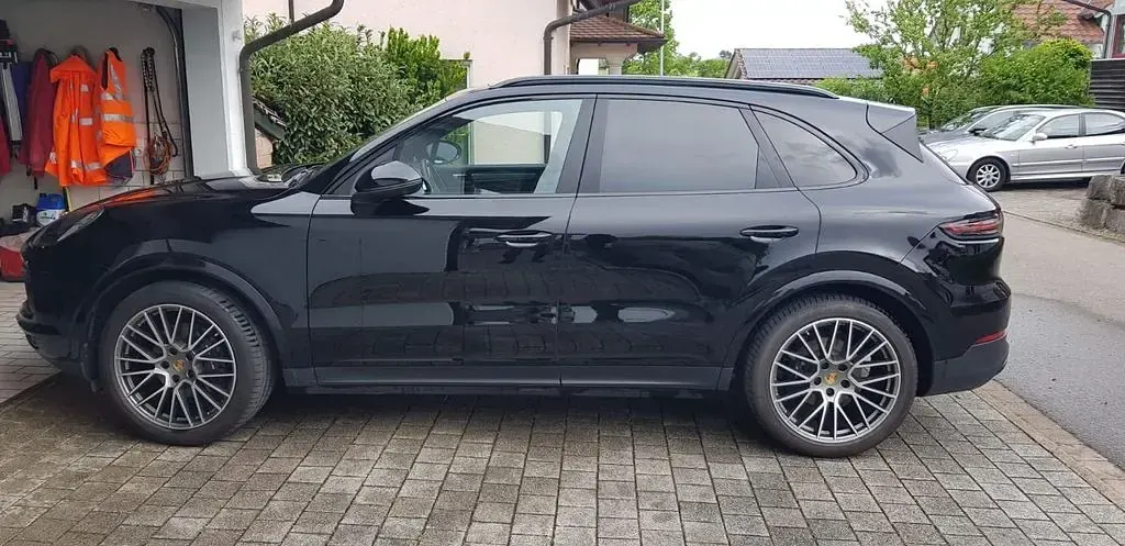Gebraucht Porsche Cayenne Platinum Edition 340 PS (250 kW) 2023 Schwarz SUV
