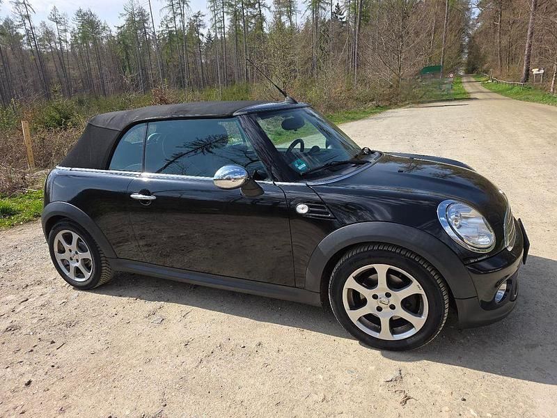 Gebraucht Mini One Cabriolet 98 PS (72 kW) 2010 Schwarz Cabrio
