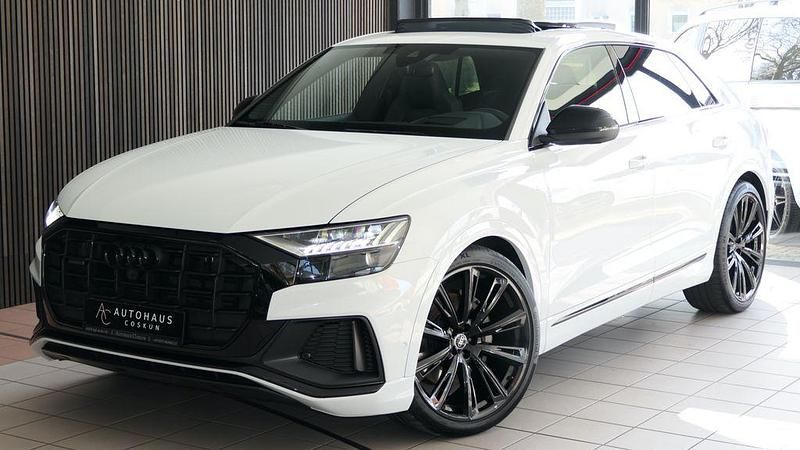 Gebraucht Audi Q8 S-line plus 286 PS (210 kW) 2023 Weiß SUV