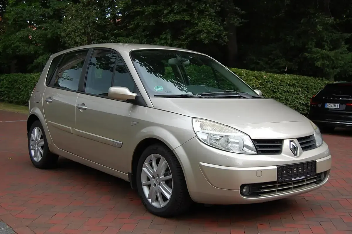 Gebraucht Renault Scénic II 130 PS (95 kW) 2006 Beige Van / Kleinbus