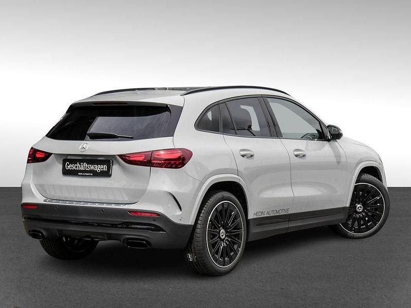 Gebraucht Mercedes GLA220 AMG 190 PS (139 kW) 2025 Grau SUV