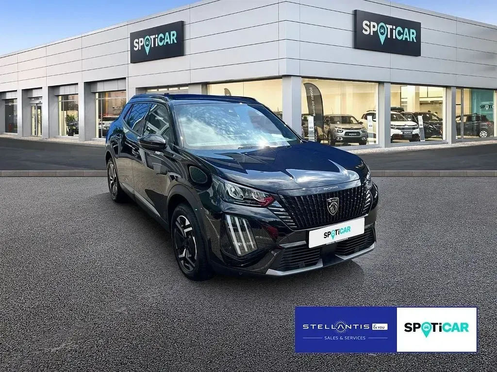 Gebraucht Peugeot e-2008 Allure 114 kW (156 PS) 2024 Schwarz SUV