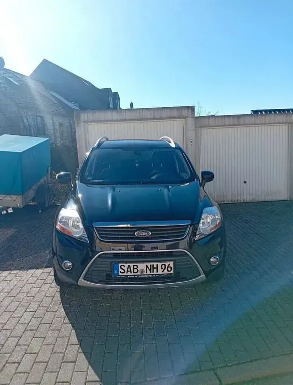Gebraucht Ford Kuga Titanium 140 PS (102 kW) 2011 Schwarz SUV