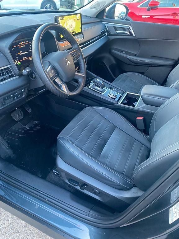 Gebraucht Mitsubishi Outlander P-HEV Edition 306 PS (225 kW) 2025 Grau SUV