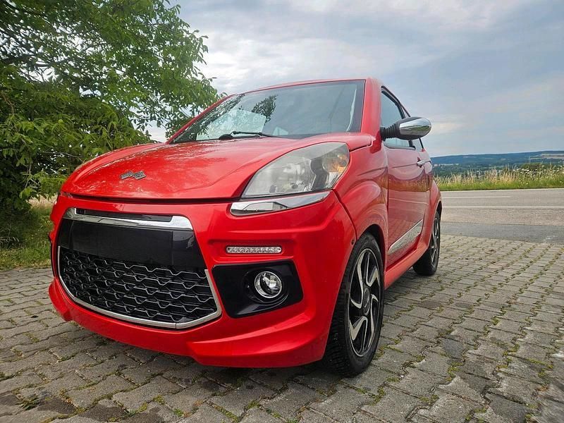 Rot Gebraucht 2016 Ligier JS50 Kleinwagen | 8.200 € (Guter Preis) - Bild 1/4