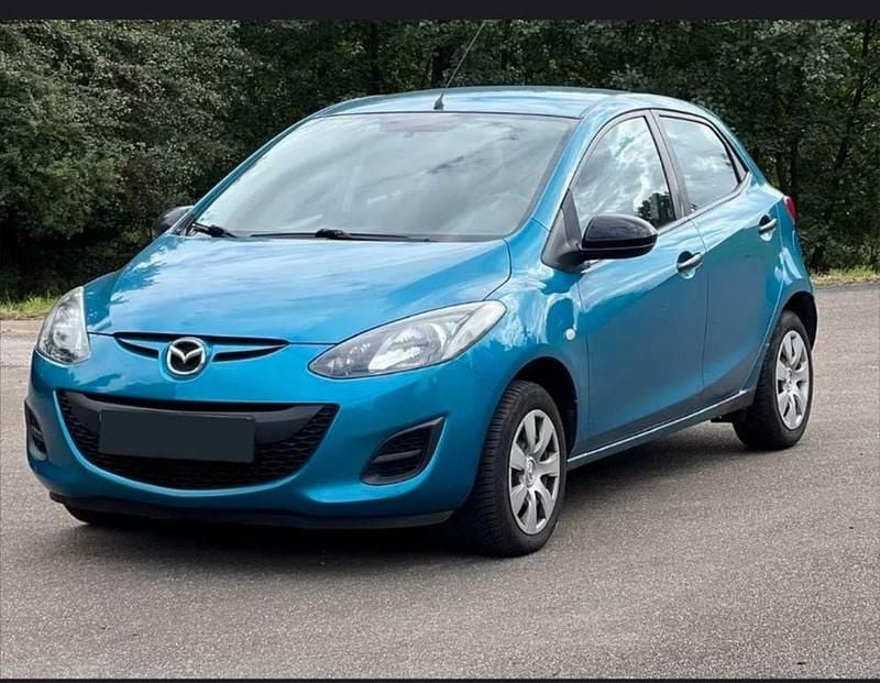 Gebraucht Mazda 2 Edition 84 PS (61 kW) 2012 Blau Limousine