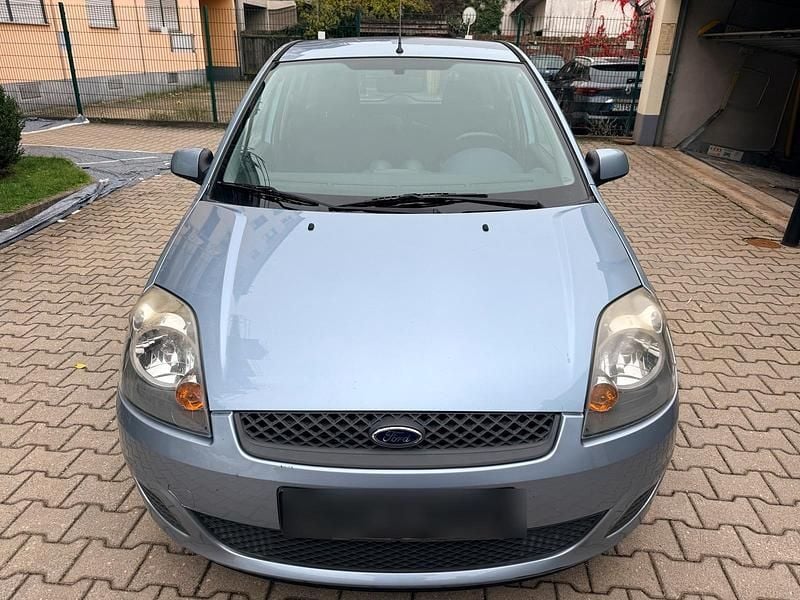 Gebraucht 2006 Ford Fiesta Kleinwagen | 3.300 € (Etwas zu teuer) - Bild 1/4