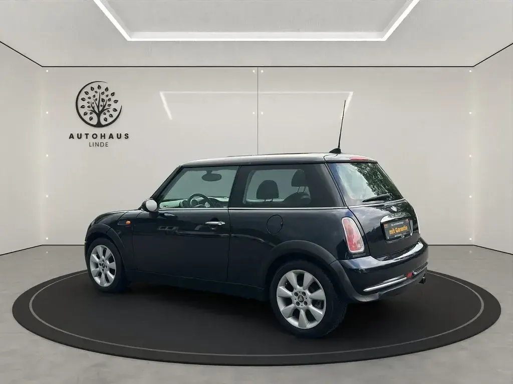 Gebraucht Mini ONE 90 PS (66 kW) 2004 Schwarz Kleinwagen