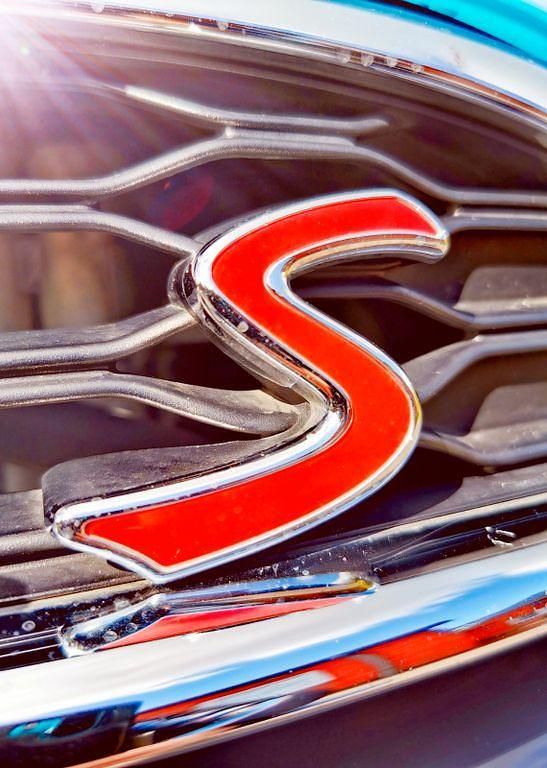 Second-hand Mini Cooper SD 170 CP (125 kW) 2015 Albastru Hatchback