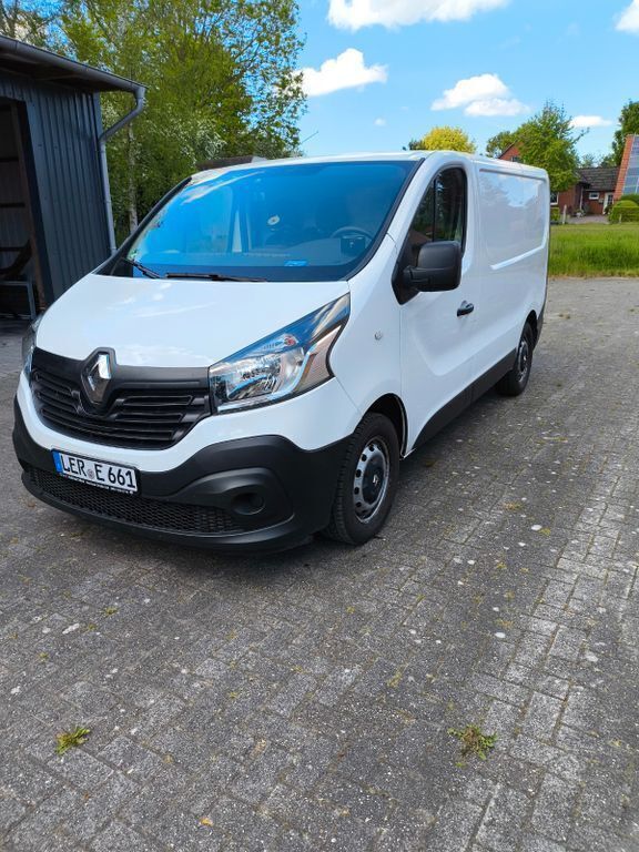 Weiß Gebraucht 2018 Renault Trafic Van | 12.750 € (Superpreis) - Bild 1/4