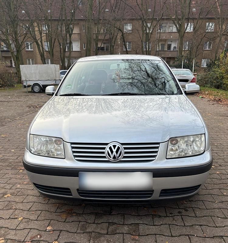Usata VW Bora 2001 Grigio Berlina