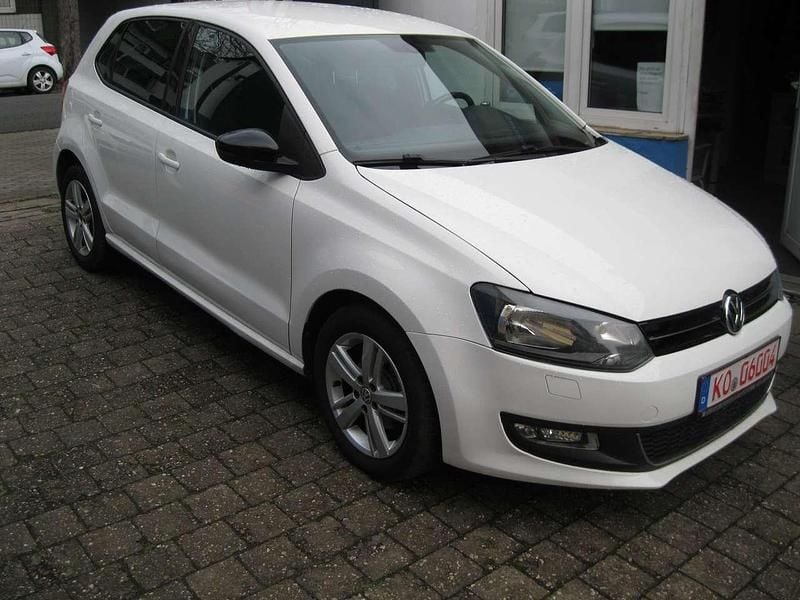 Gebraucht VW Polo Match 60 PS (44 kW) 2012 Weiß Kleinwagen
