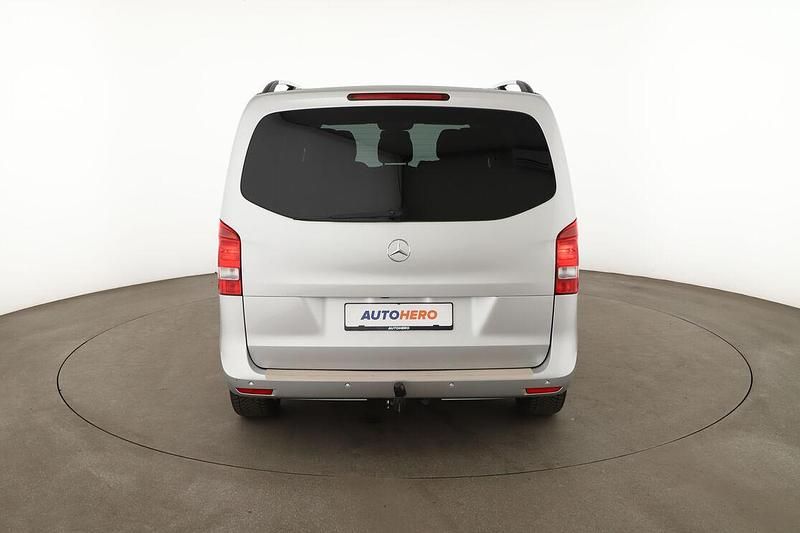 Gebraucht Mercedes V220 Edition 2016 Grau Van / Kleinbus