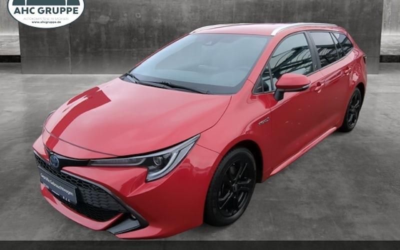 Gebraucht Toyota Corolla Team 184 PS (135 kW) 2022 Rot Kombi