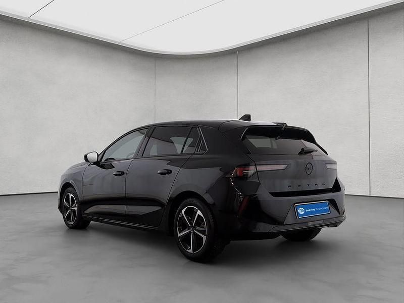 Gebraucht Opel Astra 131 PS (96 kW) 2025 Schwarz Limousine