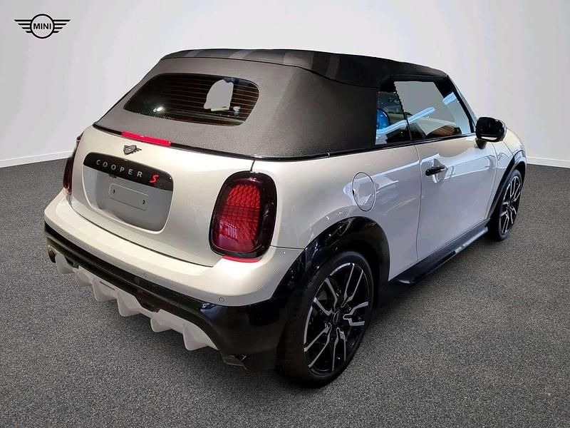Gebraucht Mini John Cooper Works Cabriolet 204 PS (150 kW) 2024 Weiß Cabrio