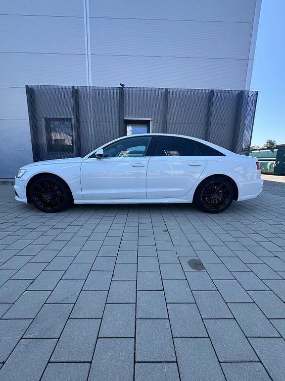 Second-hand Audi A6 Sport 272 CP (200 kW) 2017 Alb Berlinǎ