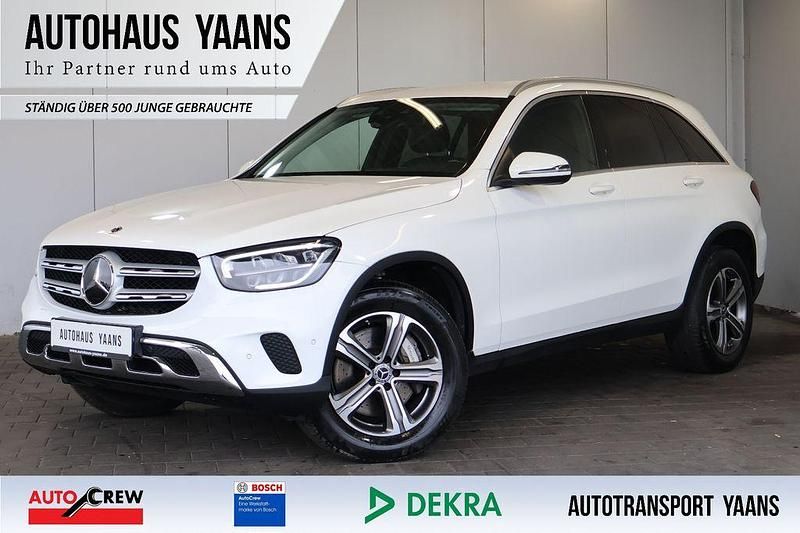Weiß Gebraucht 2020 Mercedes GLC220 SUV | 29.289 € (Guter Preis) - Bild 1/4