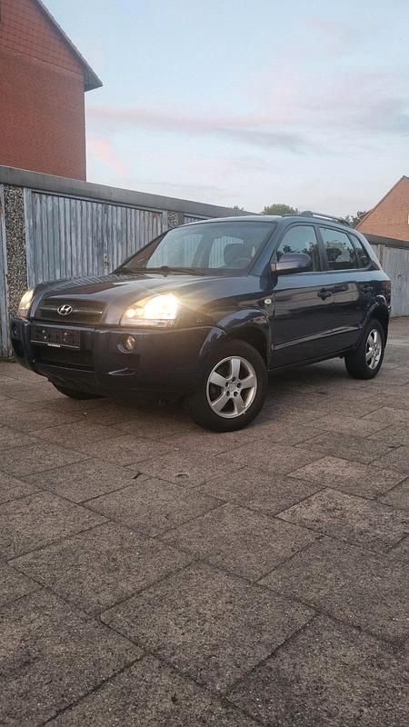 Gebraucht Hyundai Tucson 141 PS (103 kW) 2008 Blau SUV