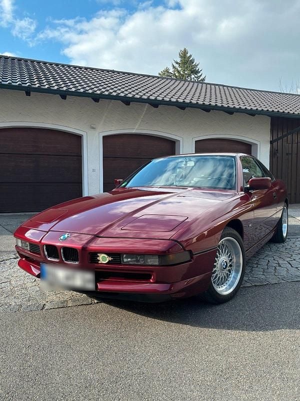 Second-hand BMW 850 300 CP (220 kW) 1992 Roșu Coupe