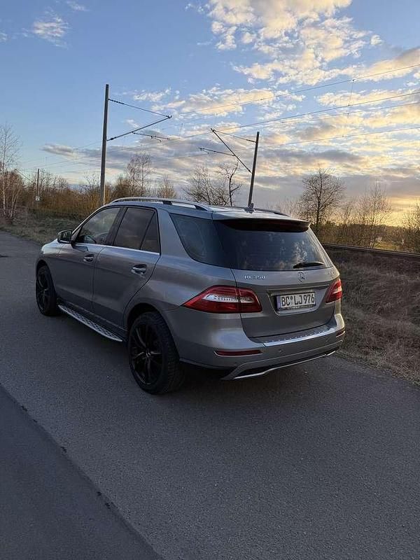 Gebraucht Mercedes ML350 258 PS (189 kW) 2014 Silber SUV