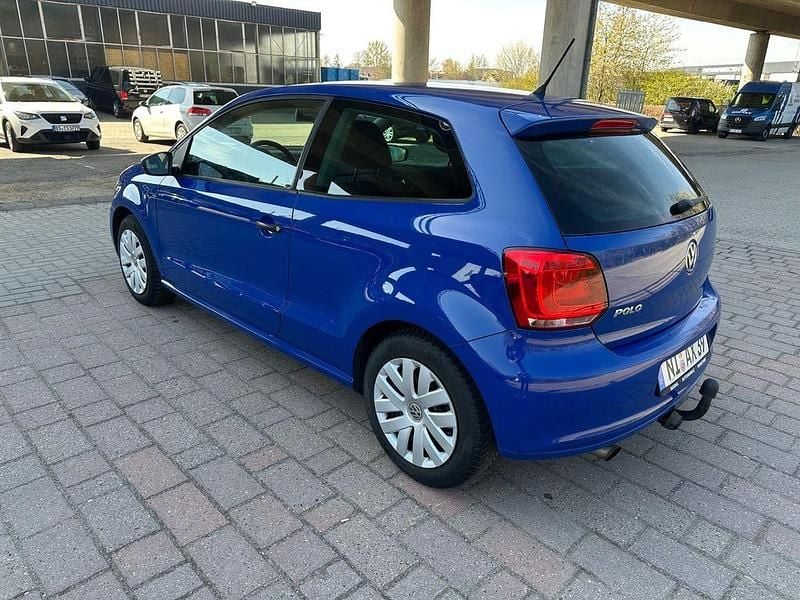 Used VW Polo 90 HP (66 kW) 2010 Blue Hatchback