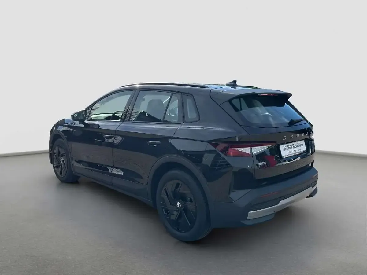 Neu Skoda Elroq Tour 125 kW (170 PS) 2026 Schwarz magic perleffekt SUV