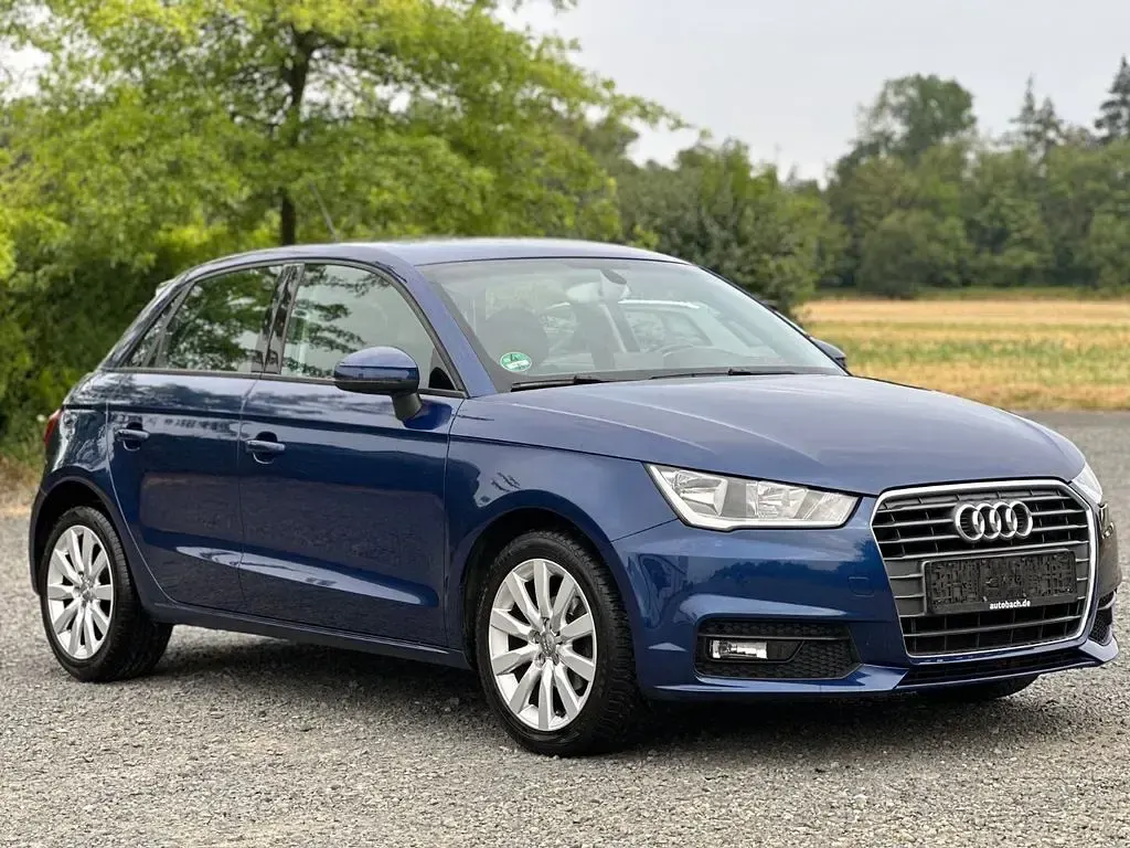 Gebraucht Audi A1 Sportback Sport 95 PS (69 kW) 2016 Blau Kleinwagen