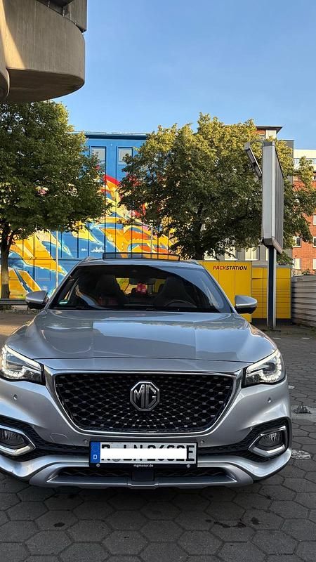 Grau Gebraucht 2022 MG EHS SUV | 18.200 € - Bild 1/4