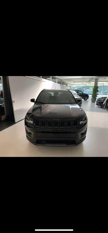 Schwarz Gebraucht 2021 Jeep Compass Sport SUV | 22.000 € (Guter Preis) - Bild 1/4