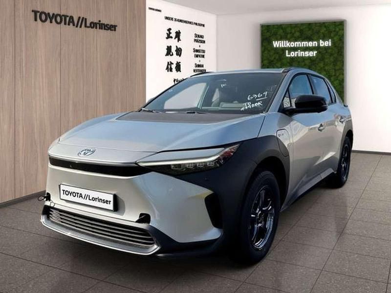 Precious silver Neu 2025 Toyota bZ4X SUV | 39.250 € (Fairer Preis) - Bild 1/4