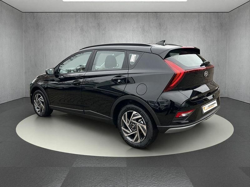Neu Hyundai Bayon Trend 101 PS (74 kW) 2025 Schwarz SUV