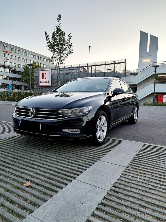 Gebraucht VW Passat Business 190 PS (139 kW) 2020 Schwarz Limousine
