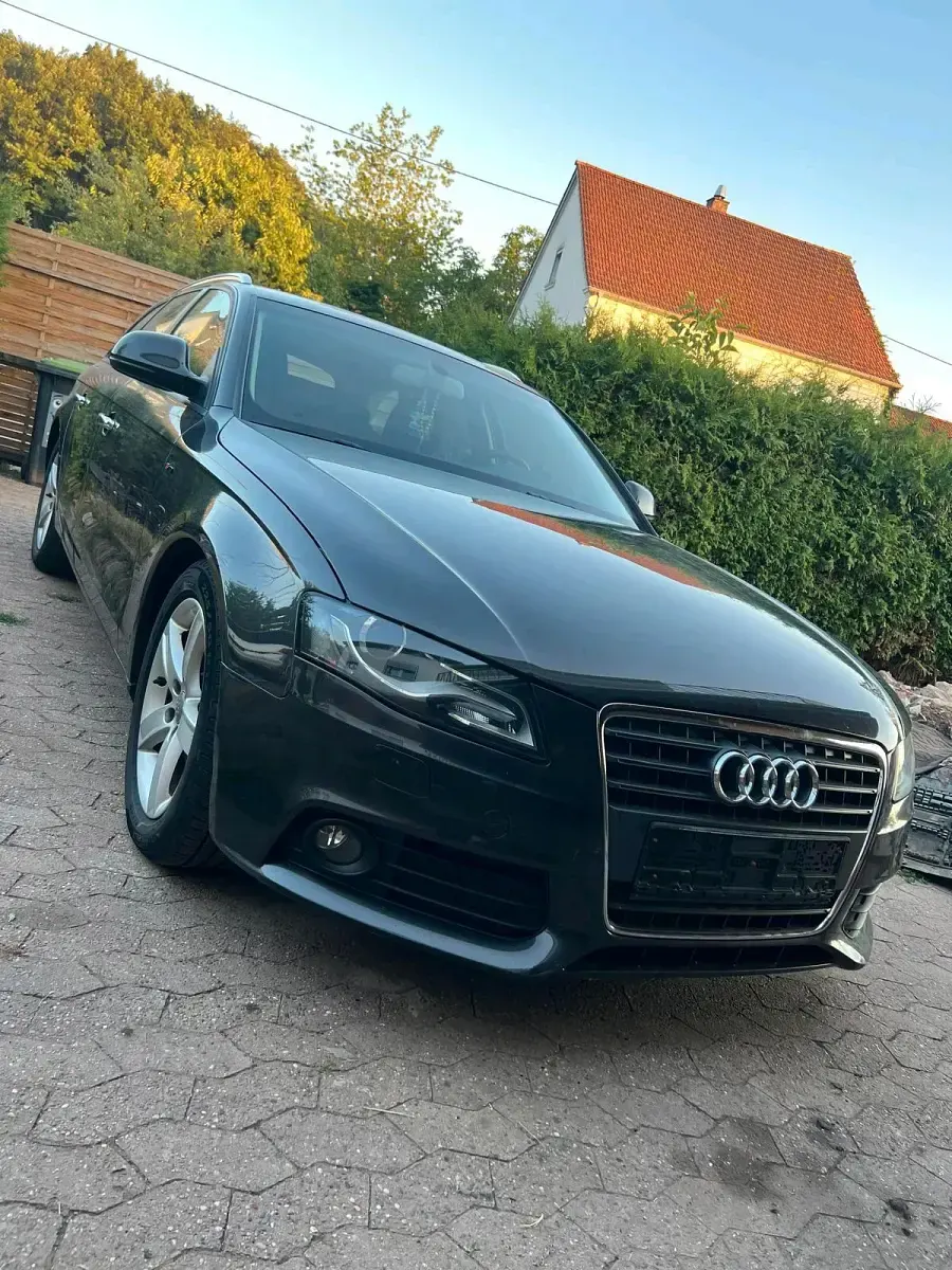 Gebraucht Audi A4 143 PS (105 kW) 2009 Andere farben Kombi
