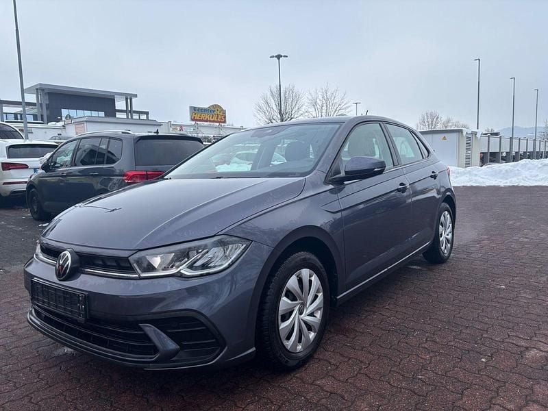 Grau Gebraucht 2022 VW Polo Kleinwagen | 12.490 € (Guter Preis) - Bild 1/4