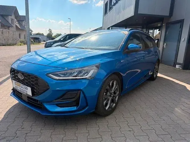Usado Ford Focus ST-Line 116 CV (85 kW) 2025 Azul Berlina