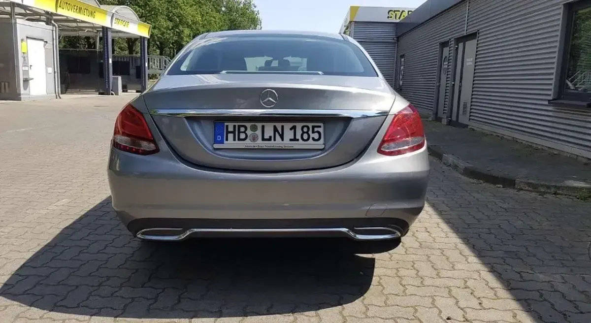 Gebraucht Mercedes C180 156 PS (114 kW) 2016 Limousine