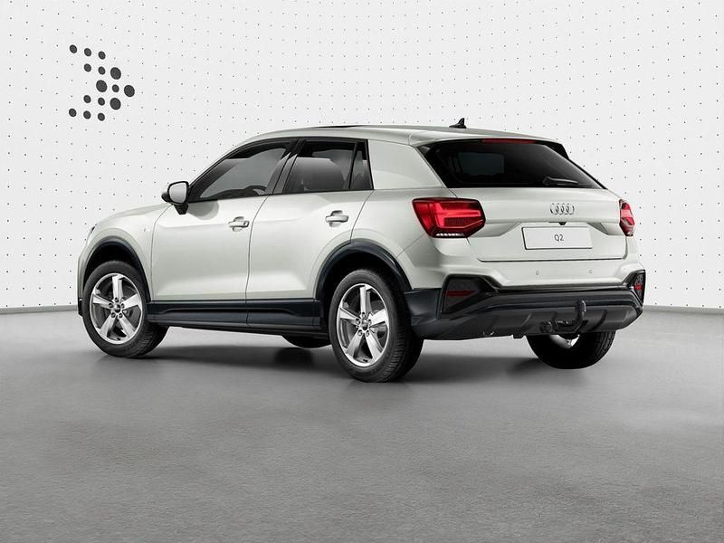Gebraucht Audi Q2 S-Line 150 PS (110 kW) 2025 Silber SUV