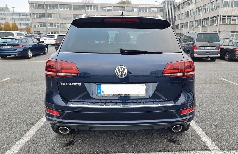 Gebraucht VW Touareg Edition 245 PS (180 kW) 2014 Blau SUV